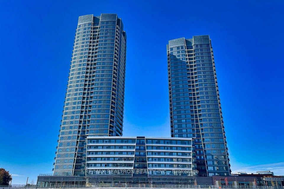 30 Upper Mall