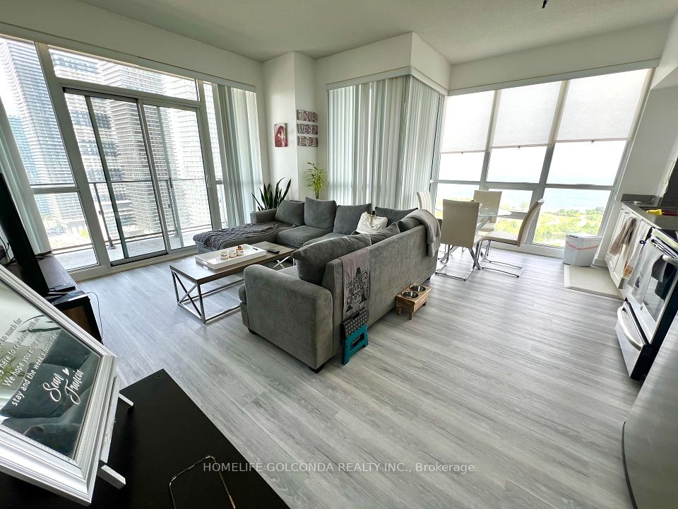 2200 Lakeshore Boulevard