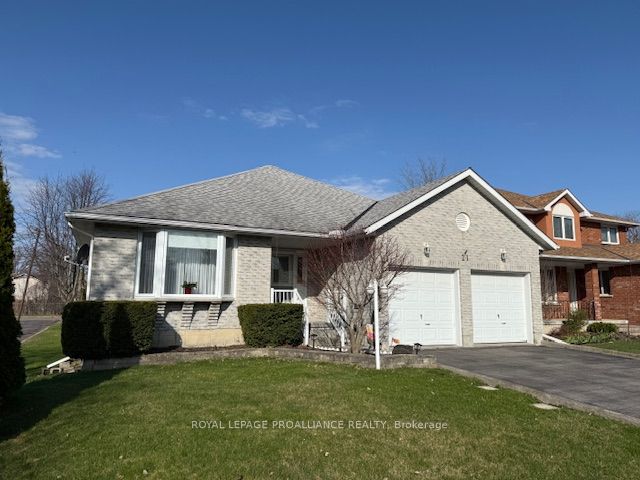 21 Grosvenor Drive, Belleville, ON K8P 5K3