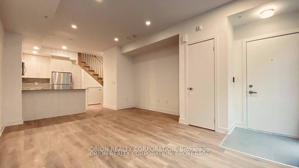 3482 Widdicombe Way