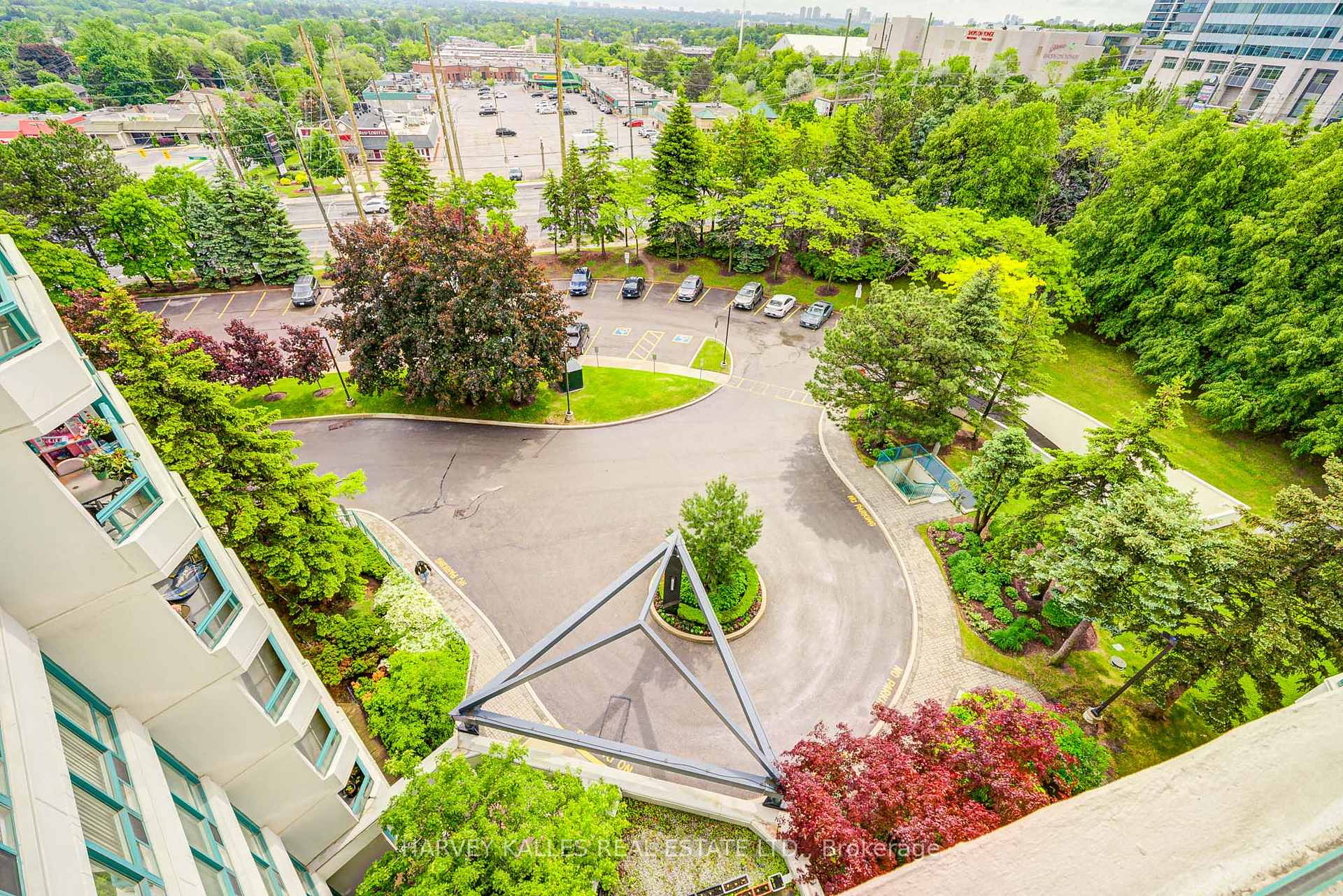 7250 Yonge Street 804
