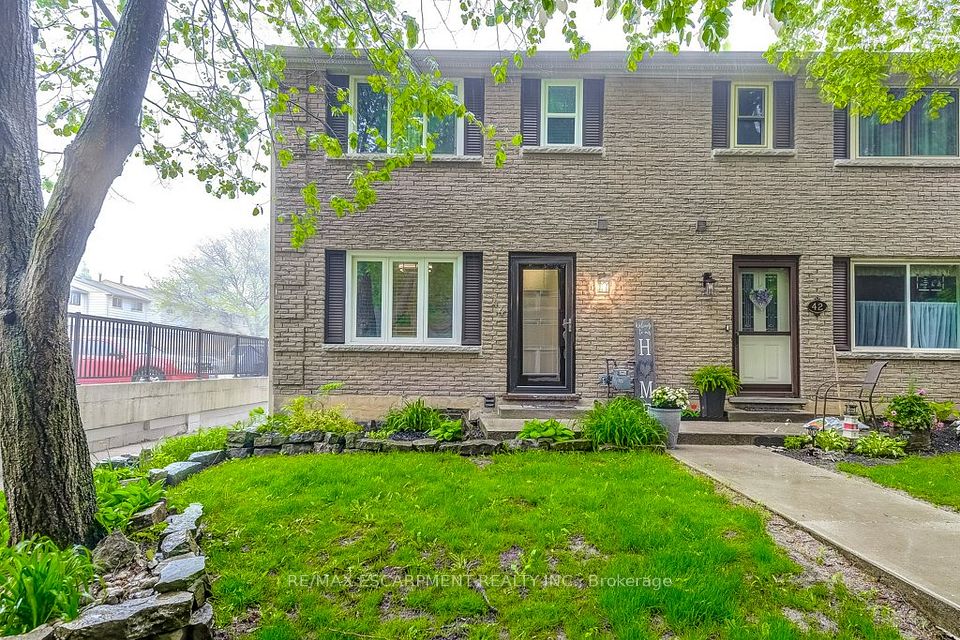 44 TIVOLI Drive, Hamilton, ON L9C 2E4