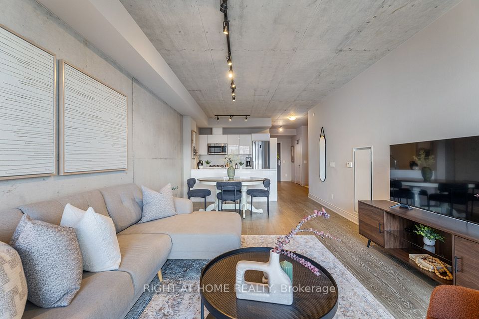608 Richmond