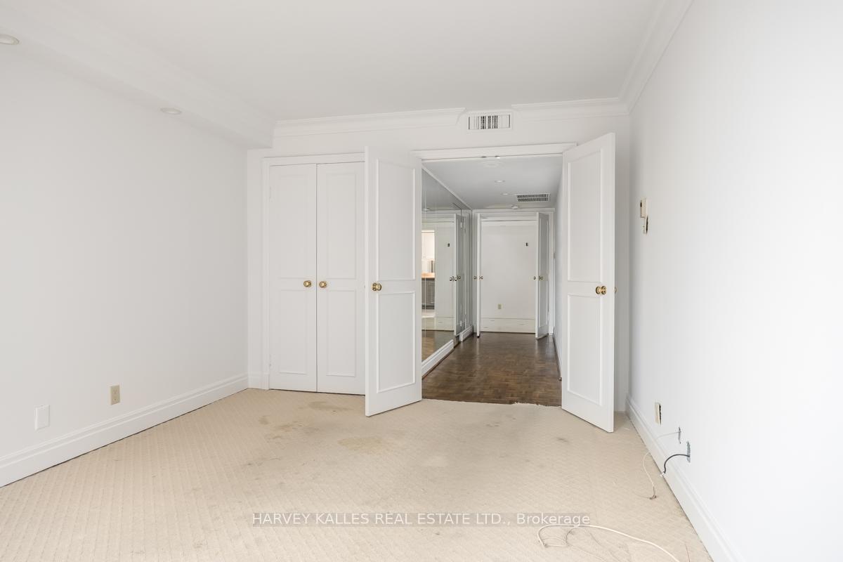 2 Bedrooms Condo at 1166 Bay, Toronto For sale