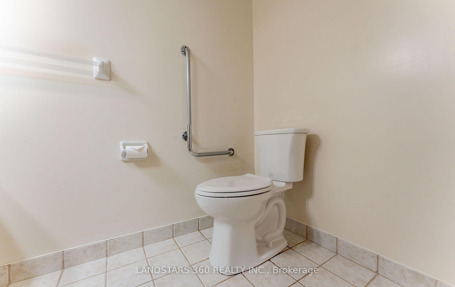 2 Bedrooms Condo at 3088 Kennedy, Toronto For sale