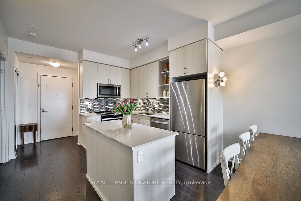 4655 Glen Erin