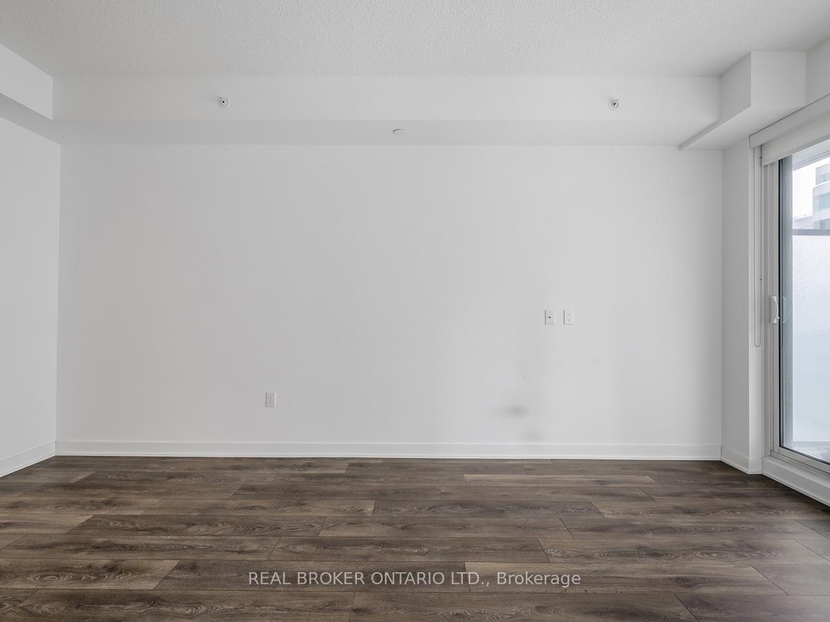 1 Bedroom Condo at 125 Blue Jays, Toronto For sale