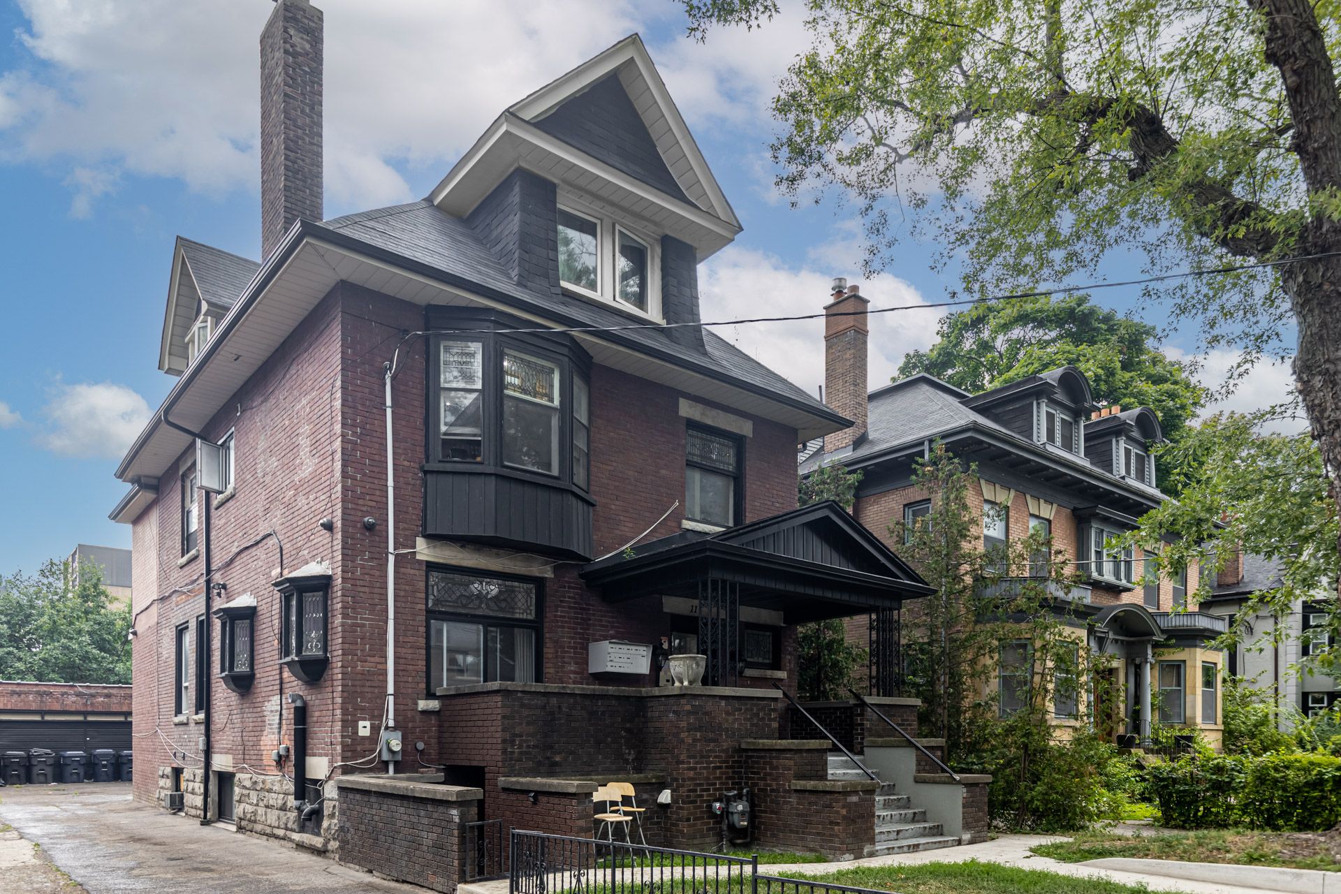 11 Laxton Avenue Unit# 101 Toronto W01 Ontario M6K 1K8