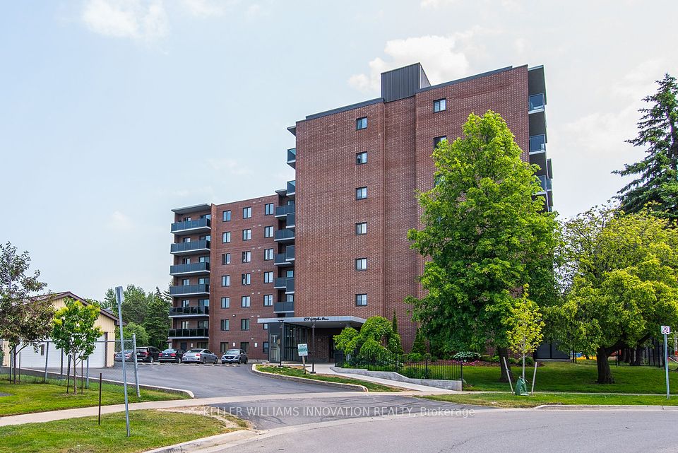 279 Chandler