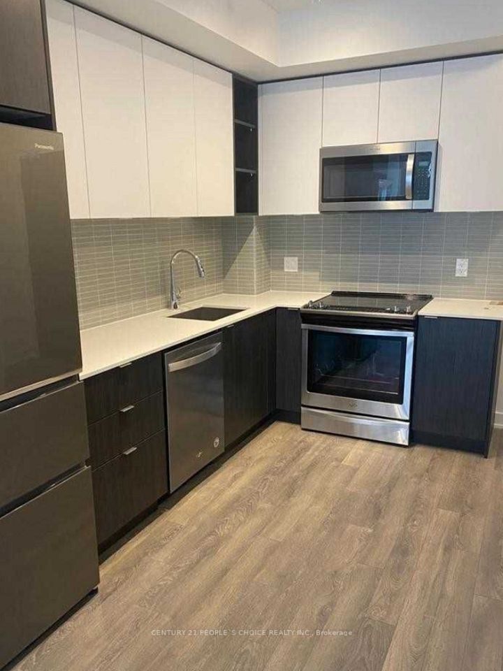 #510 - 100 Eagle Rock Way, Vaughan, ON L6A 5A7