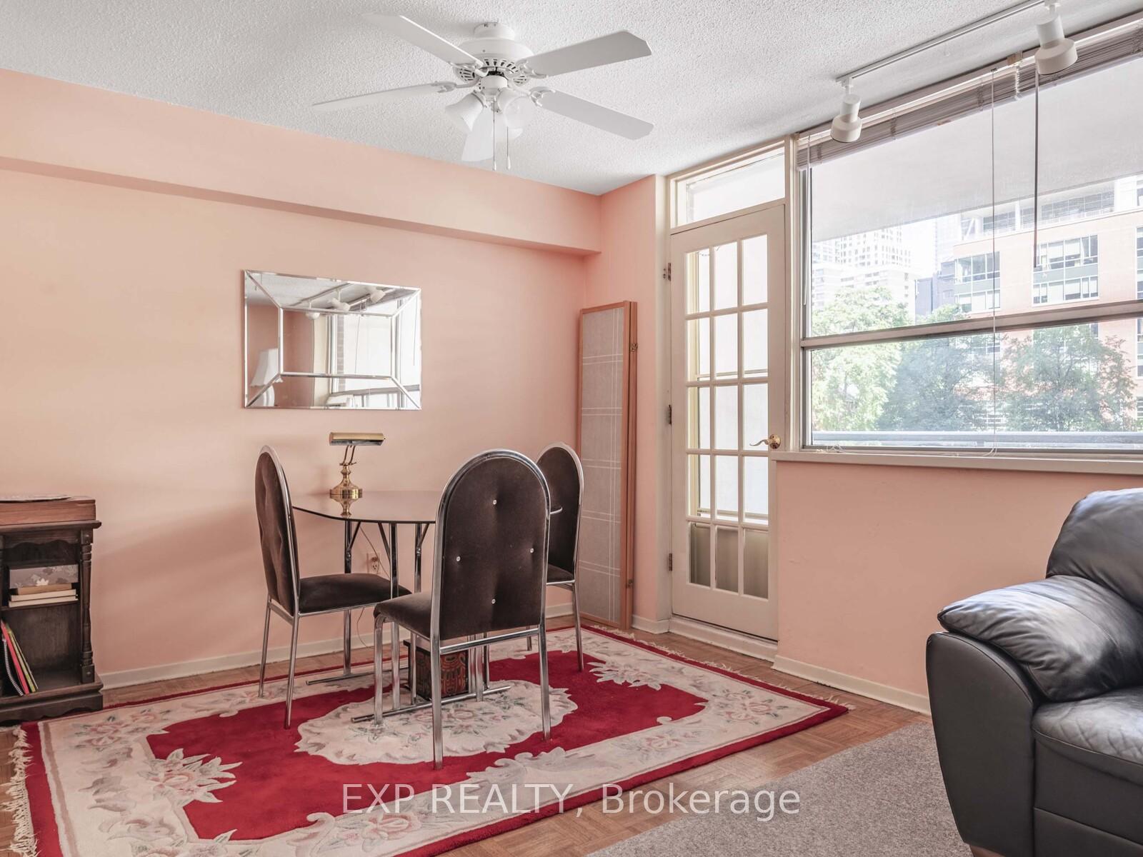 2 Bedrooms Co-op at 30 Gloucester, Toronto For sale