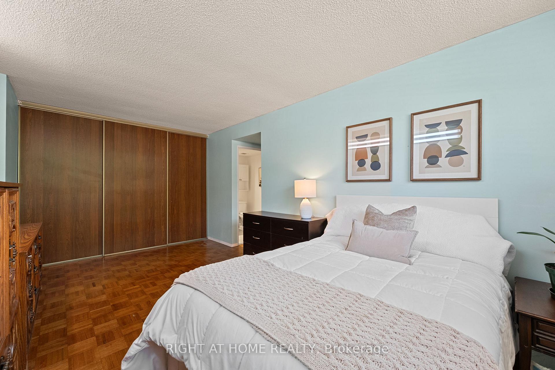 4 Bedrooms Condo at 1801 O’connor, Toronto For sale