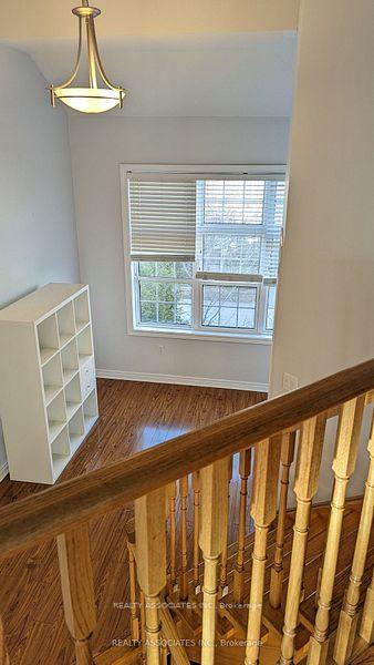 3 Bedrooms Condo at 199 Hillcrest,  Mississauga For sale