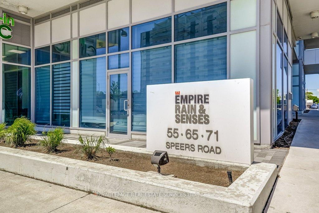 2 Bedrooms Condo at 55 Speers, Oakville For sale