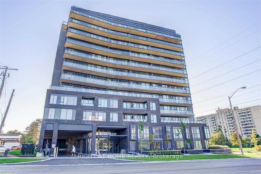 3237 Bayview