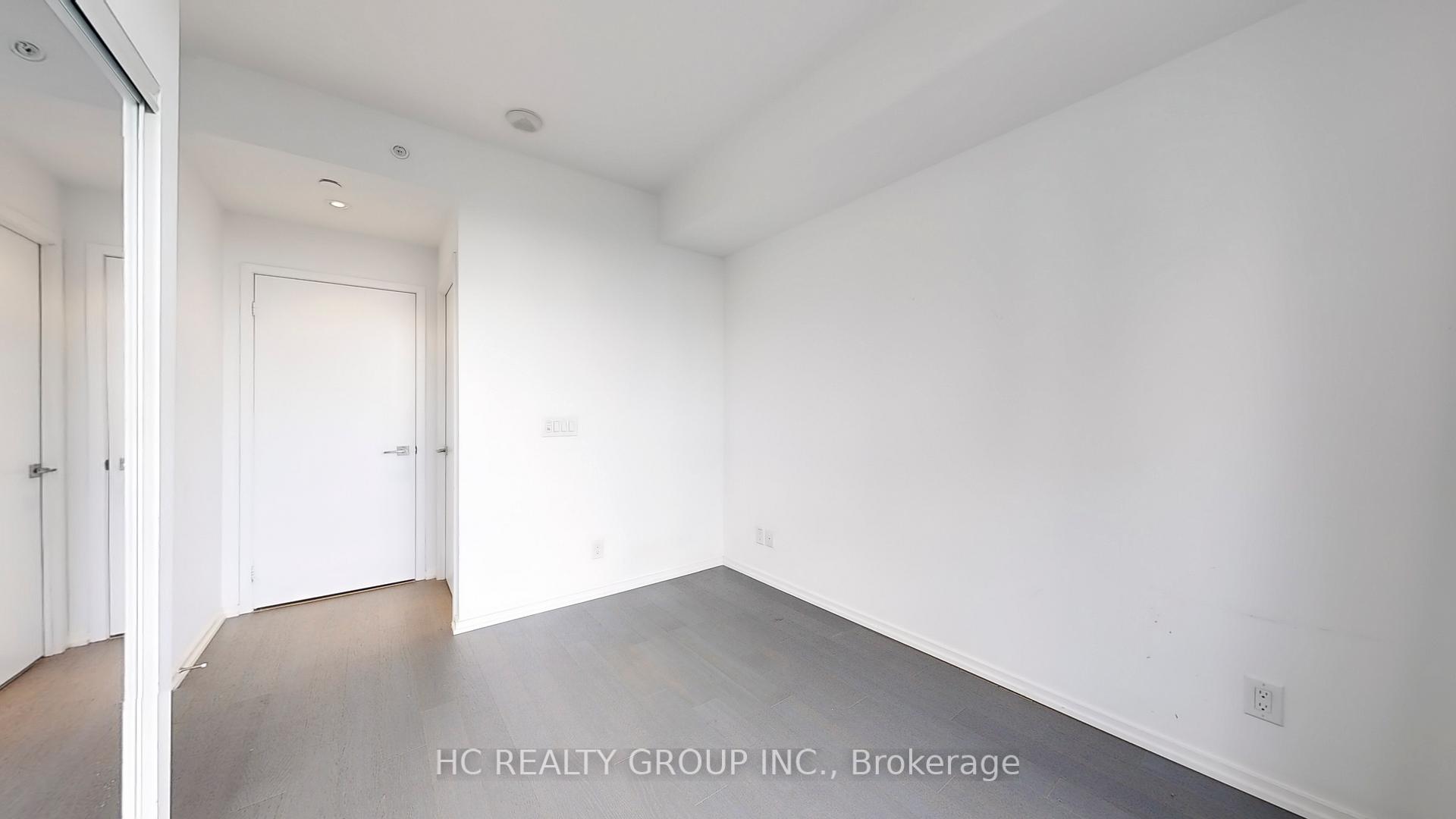 2 Bedrooms Condo at 70 Temperance, Toronto For sale