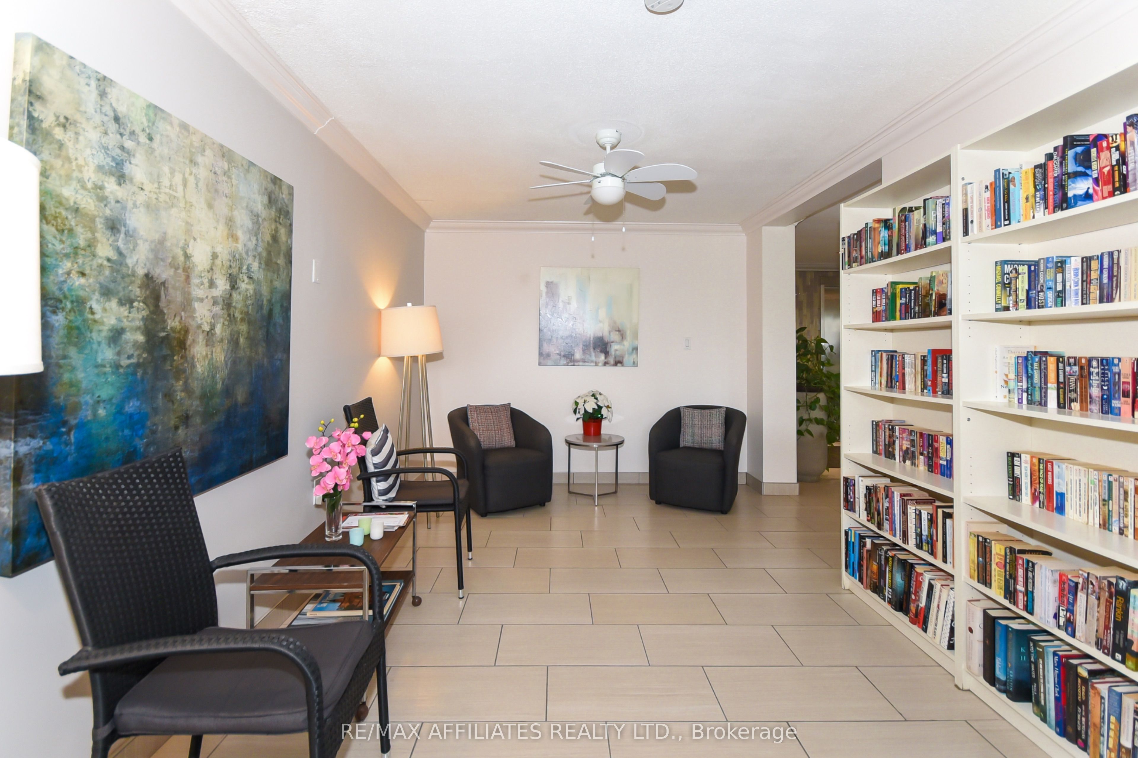 2400 Virginia Drive W, #305