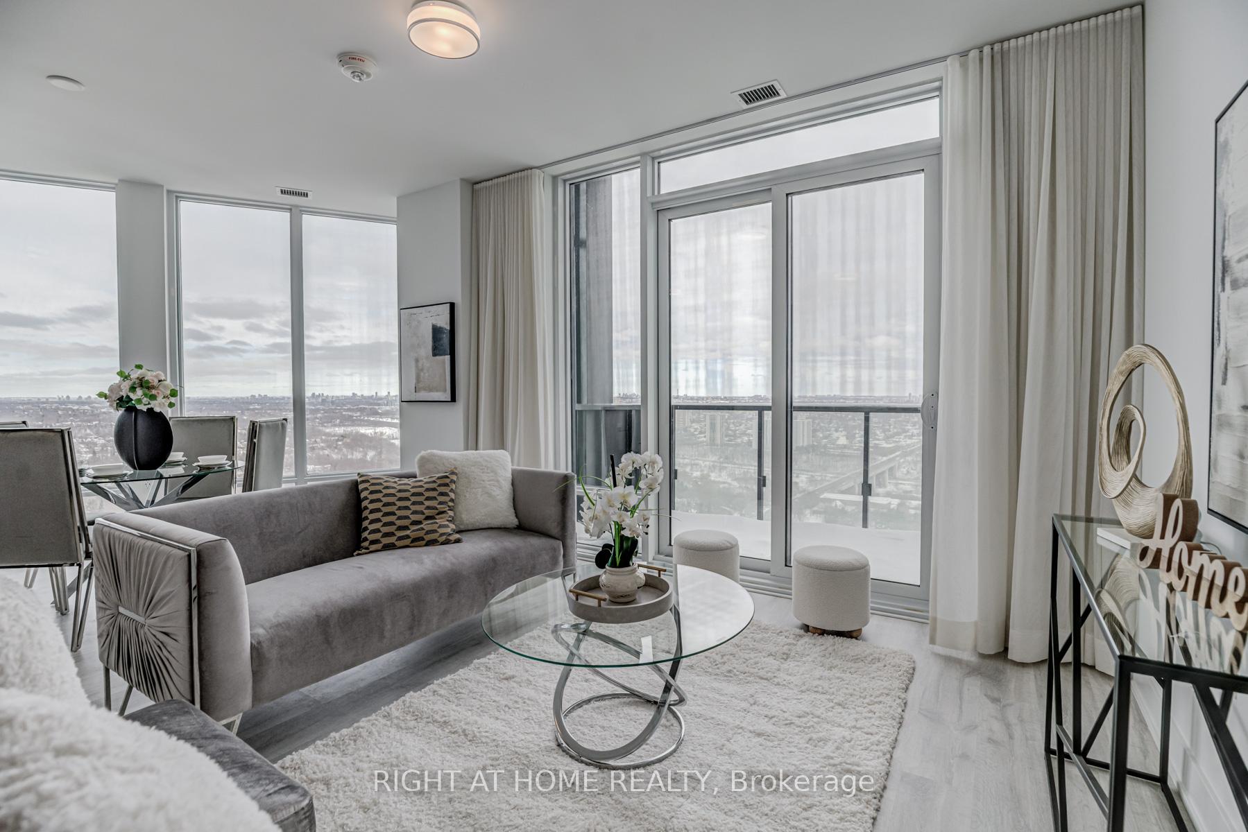 2 Bedrooms Condo at 575 Bloor,  Toronto For sale