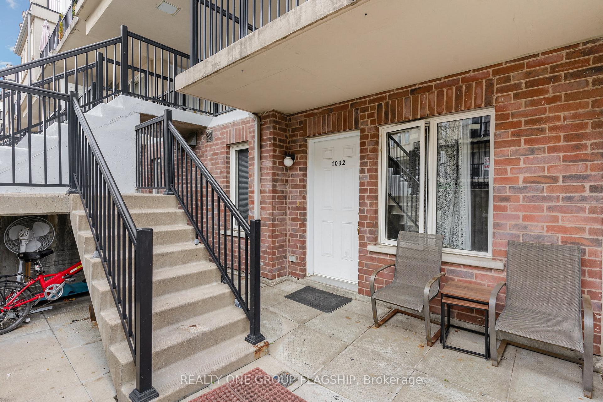 3 Bedrooms Condo at 3045 Finch, Toronto For sale