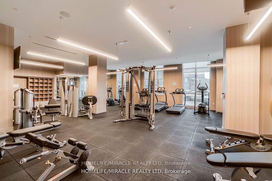 3 Bedrooms Condo at 8 Nahani, Mississauga For sale