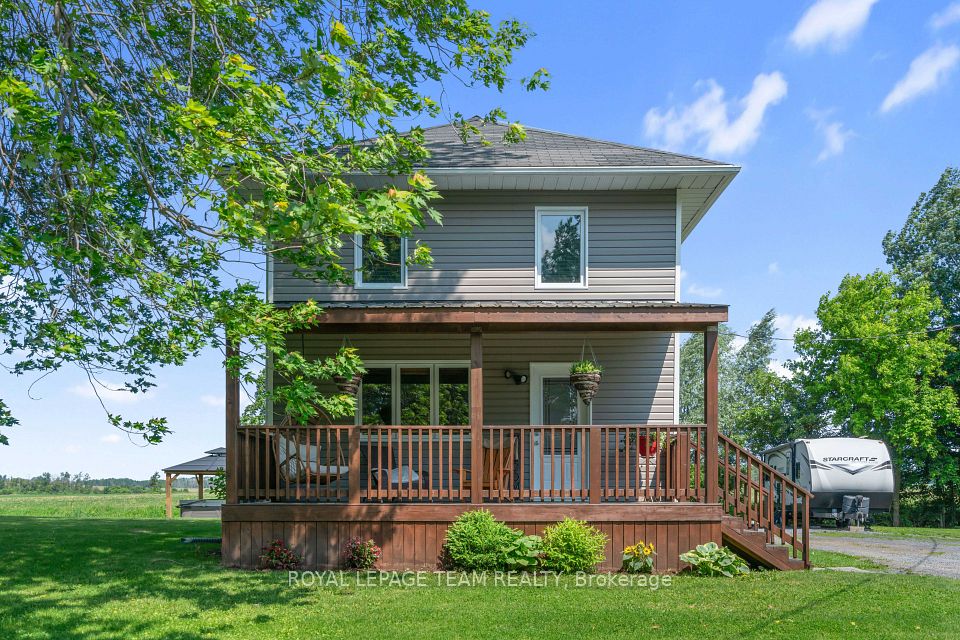 15635 Concession 2 3