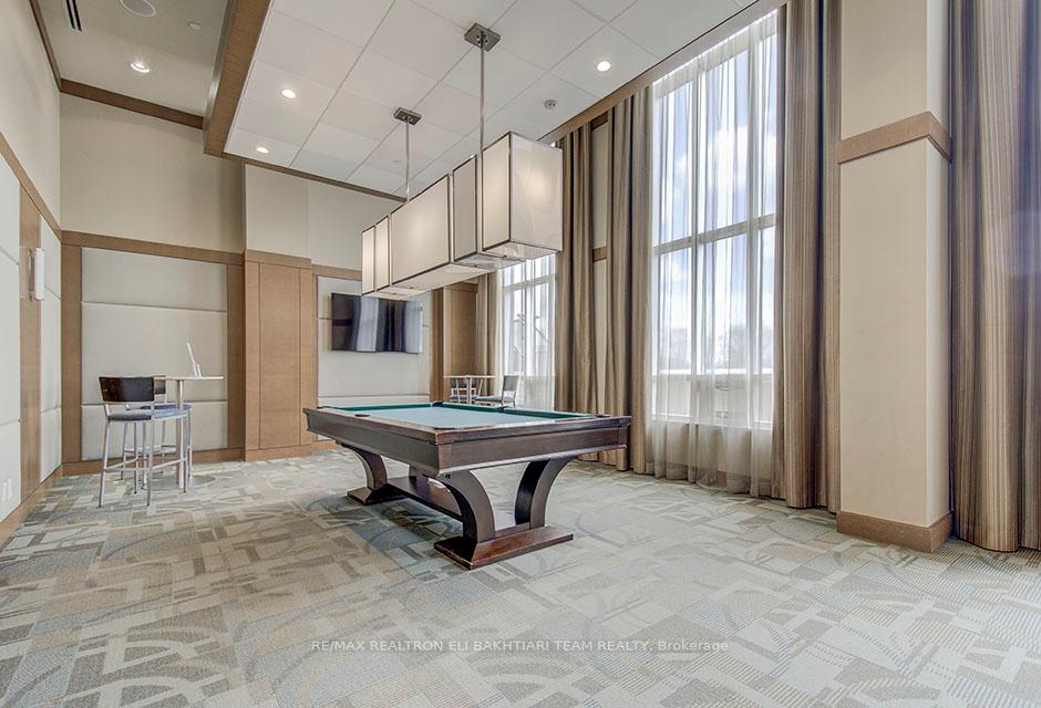 2 Bedrooms Condo at 100 Harrison Garden,  Toronto For sale