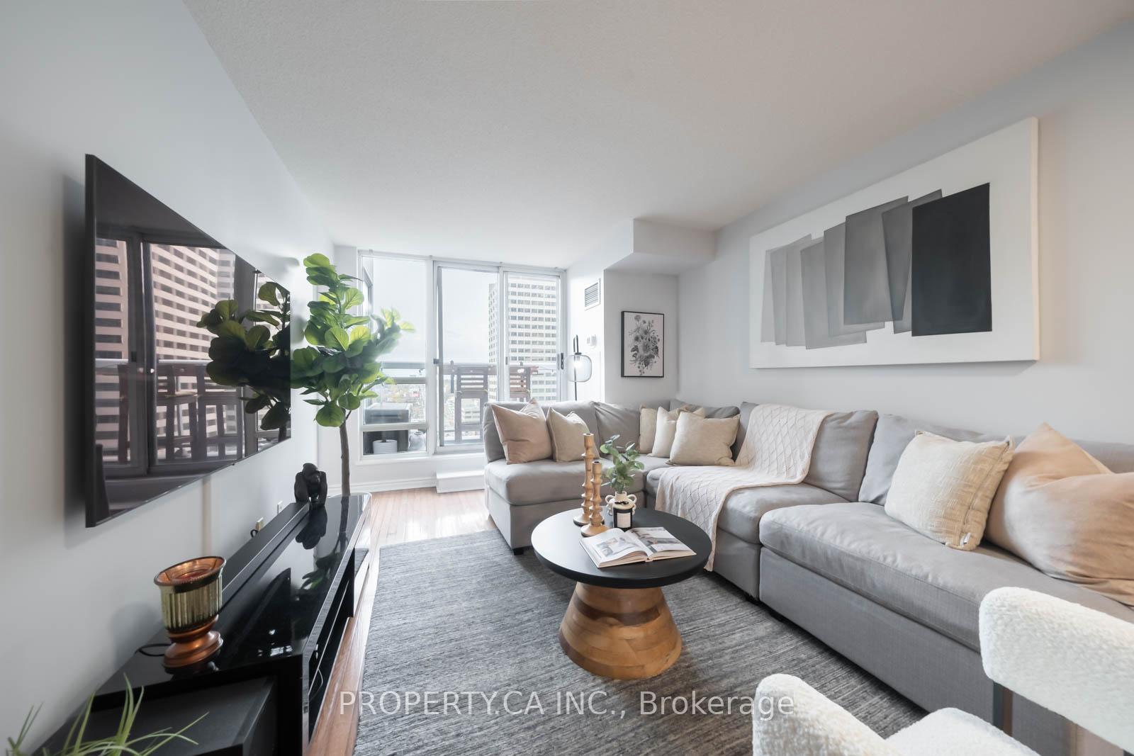 3 Bedrooms Condo at 43 Eglinton, Toronto For sale
