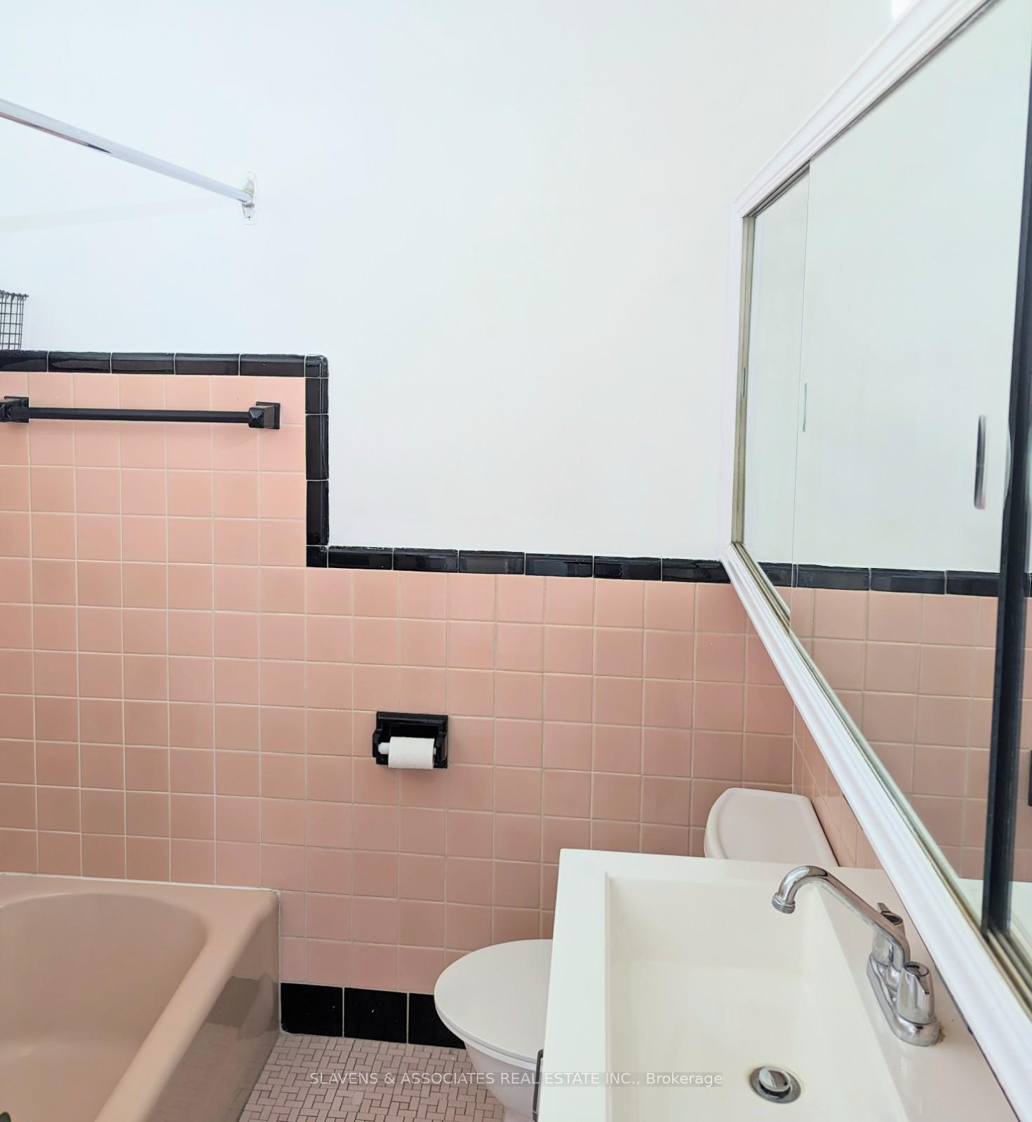 3 Bedrooms Co-op at 53 Neptune,  Toronto For sale