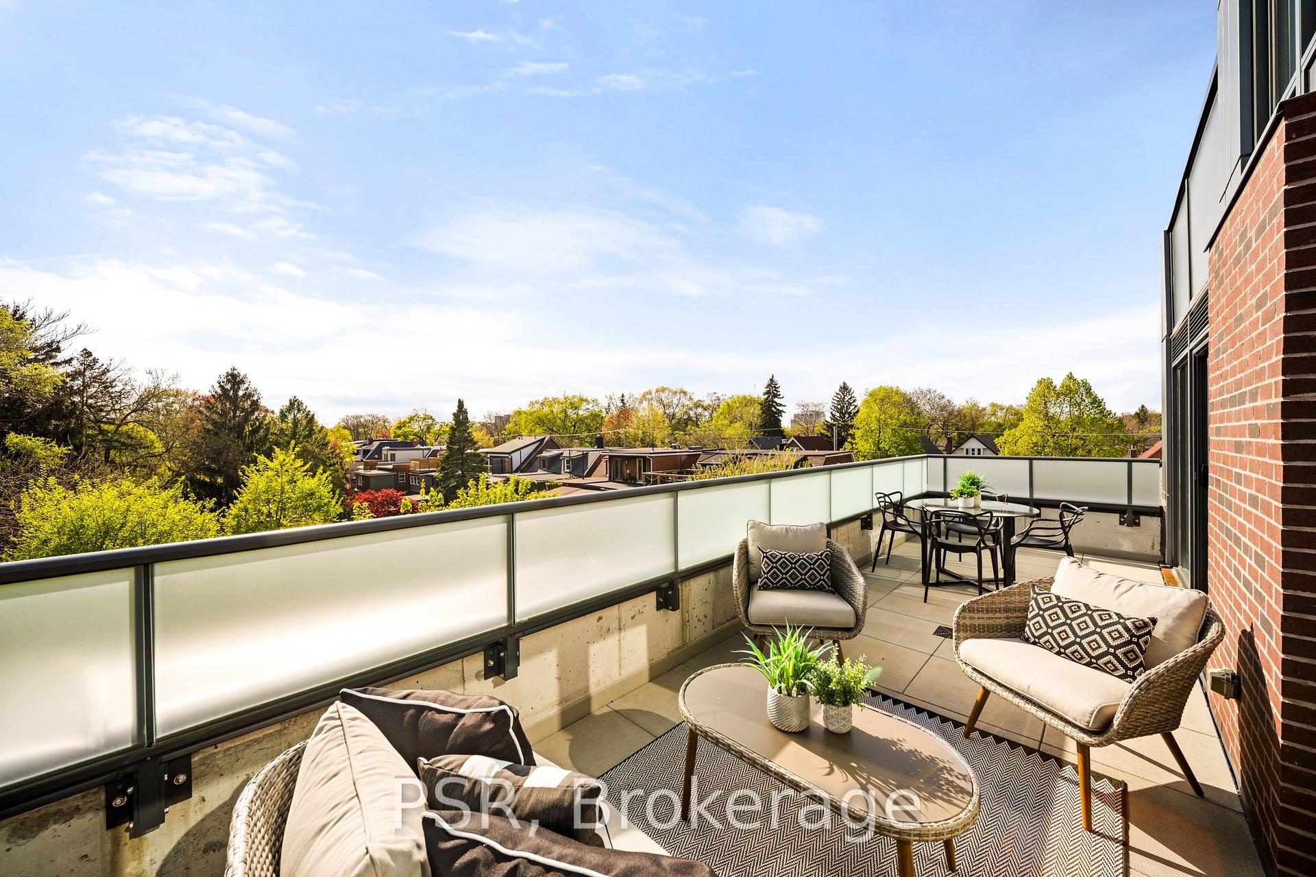 3 Bedrooms Condo at 430 Roncesvalles, Toronto For sale