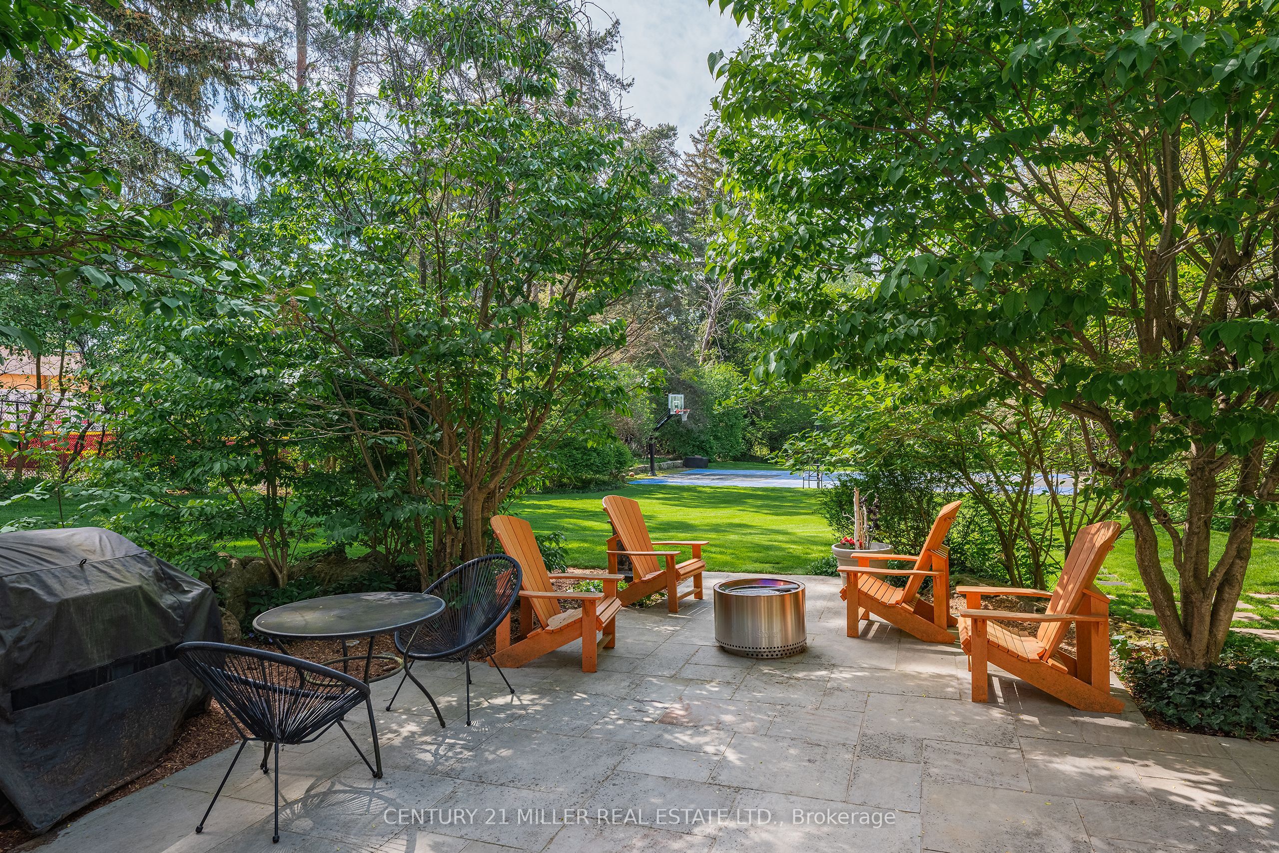 370 Poplar Drive