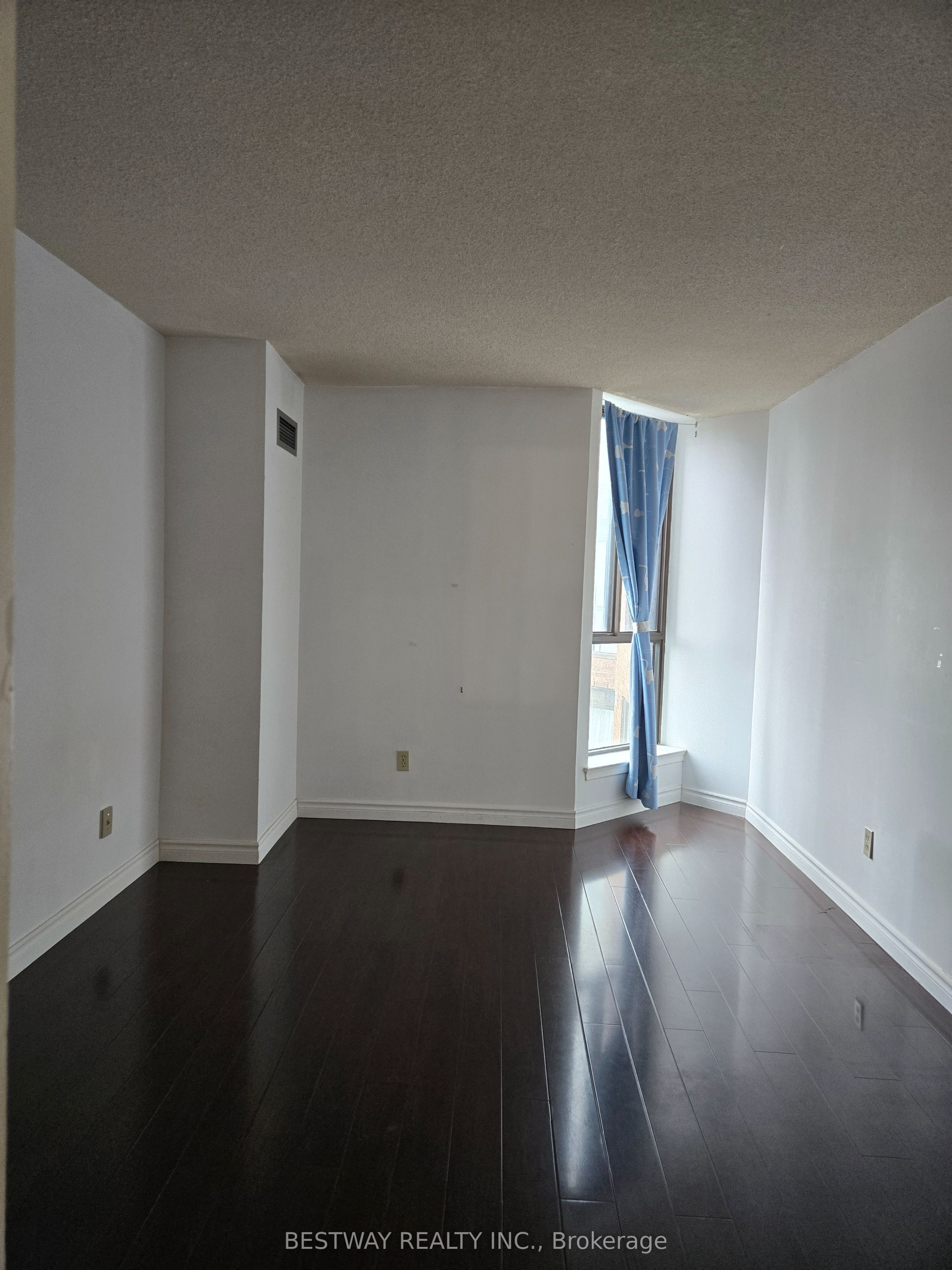 75 Bamburgh Circle, #928
