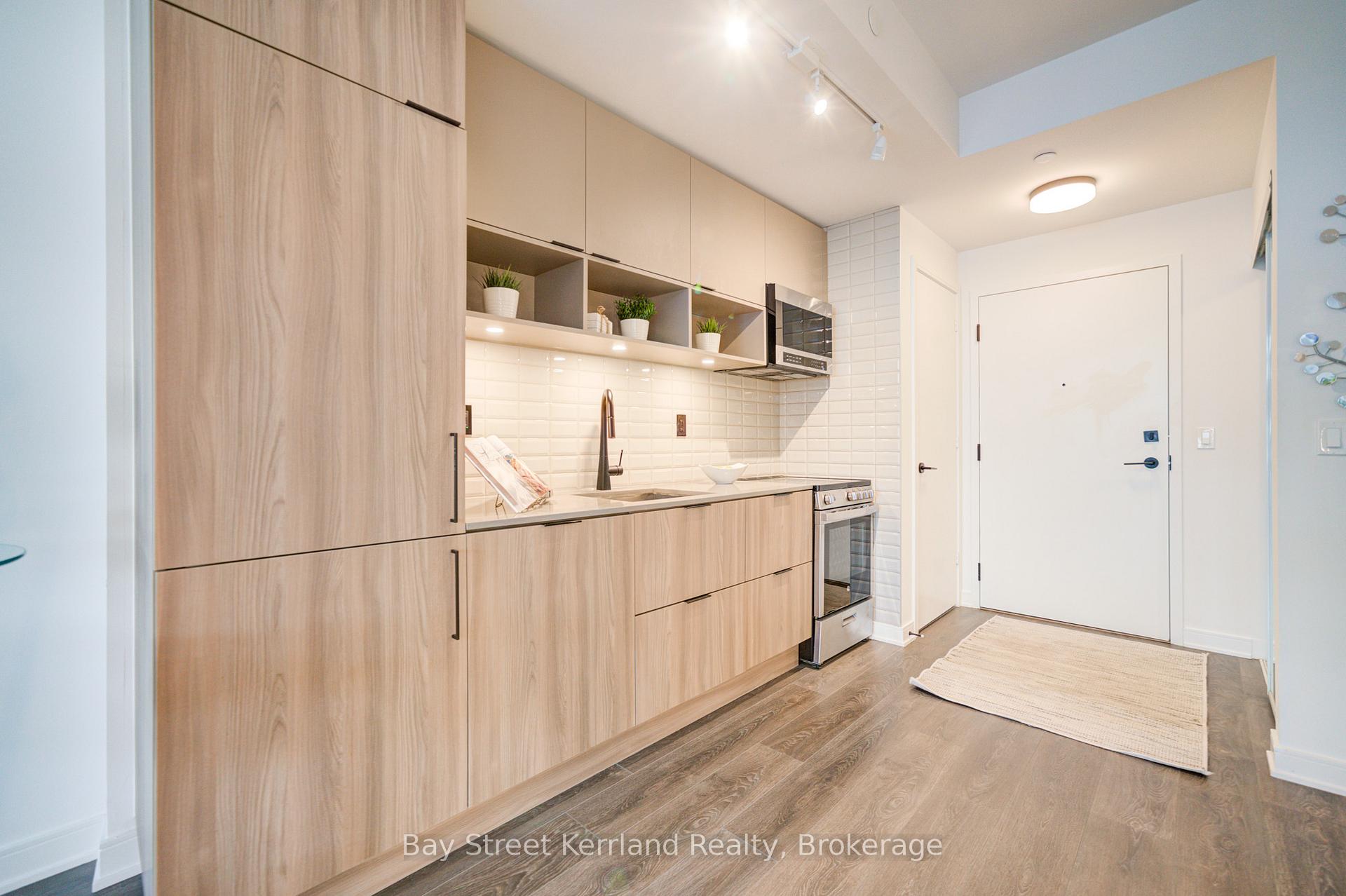 2 Bedrooms Condo at 35 Rolling Mills,  Toronto For sale