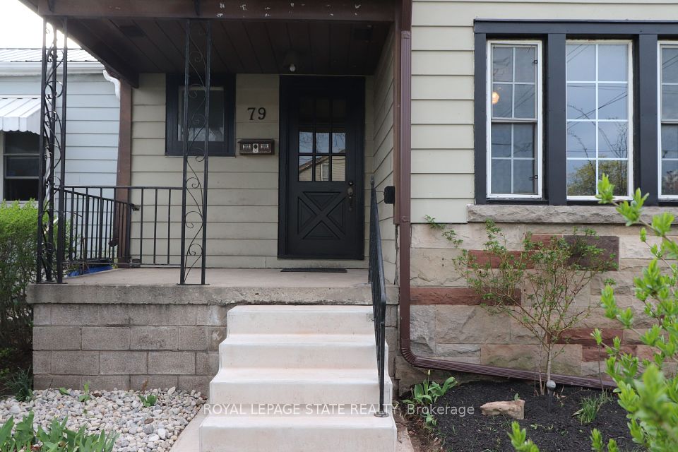 79 Harmony Avenue, Hamilton, ON L8H 4X5