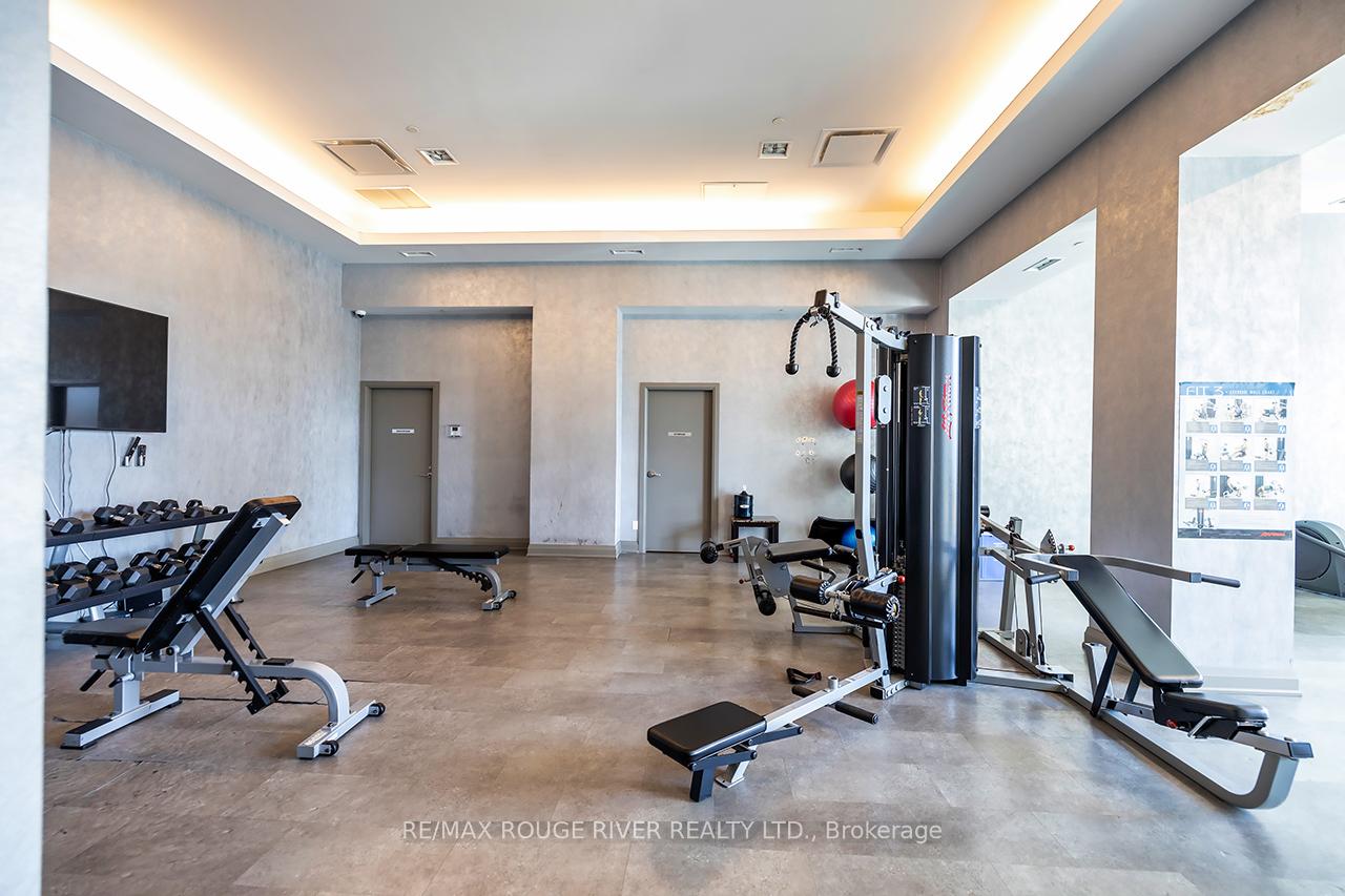 2 Bedrooms Condo at 30 Meadowglen,  Toronto For sale