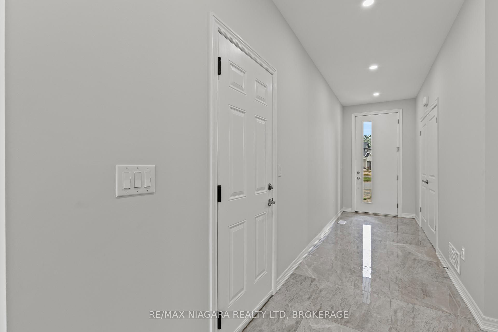 136 HODGKINS Avenue, Thorold, ON L2V 1M1