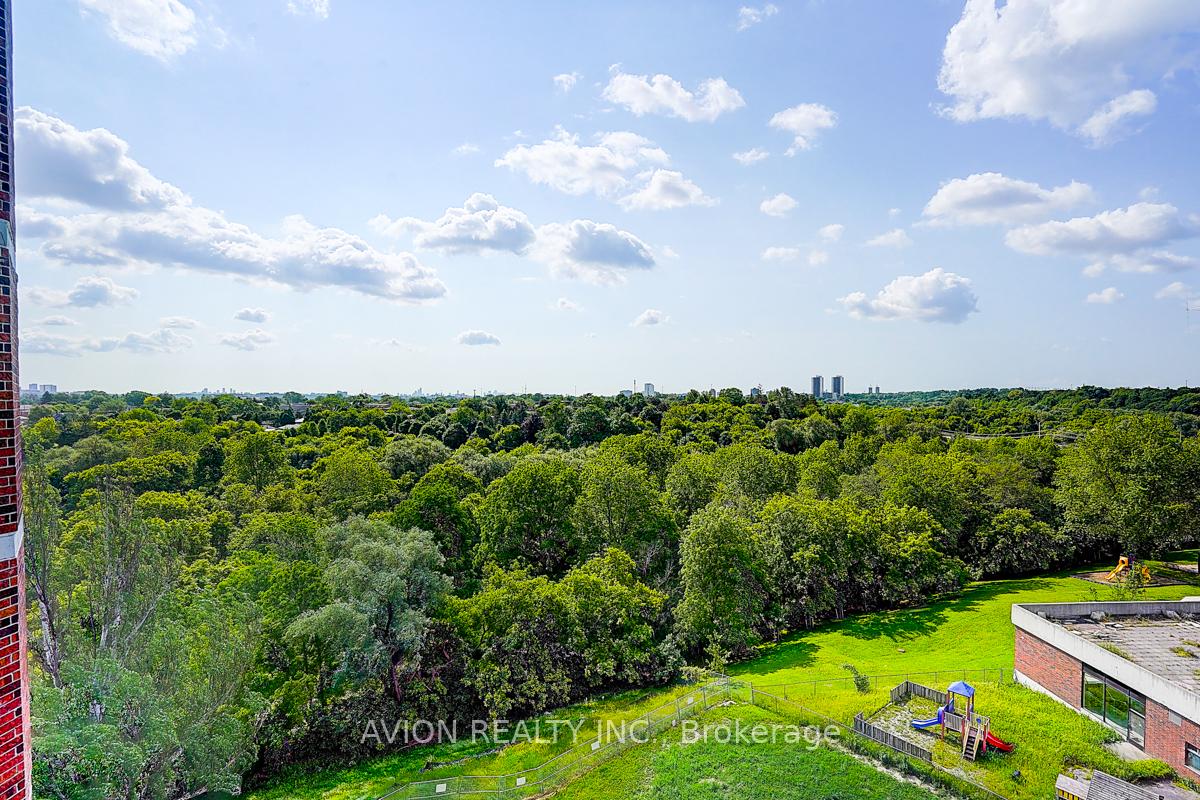 2 Bedrooms Condo at 236 Albion, Toronto For sale