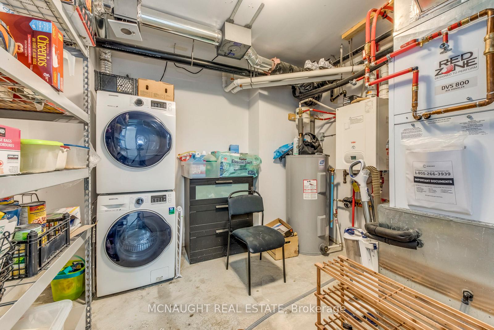 3 Bedrooms Condo at 9 Forbes, Toronto For sale