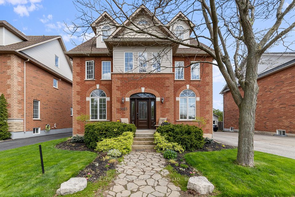 2483 Sunnyhurst