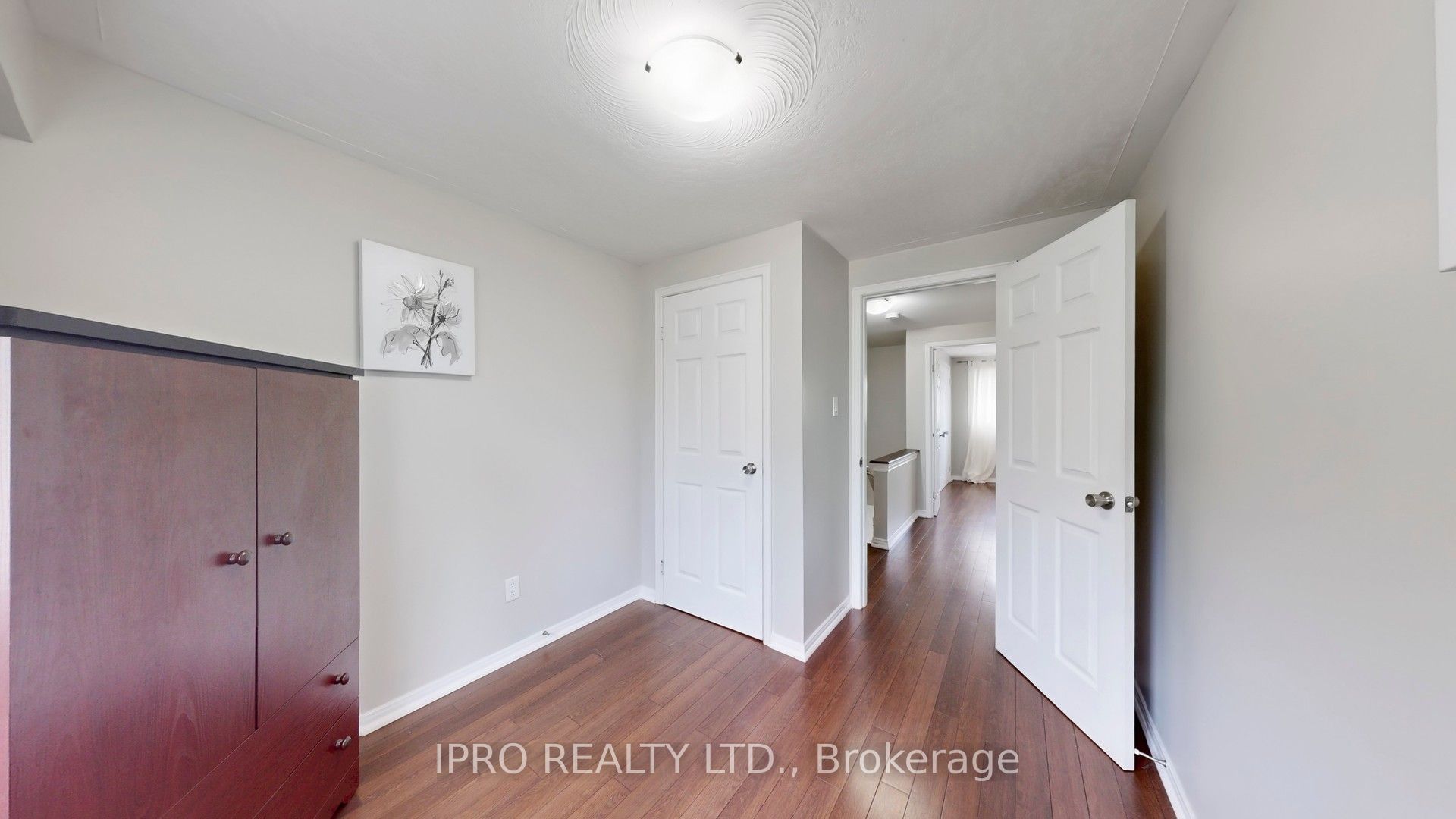 88 Christie Crescent