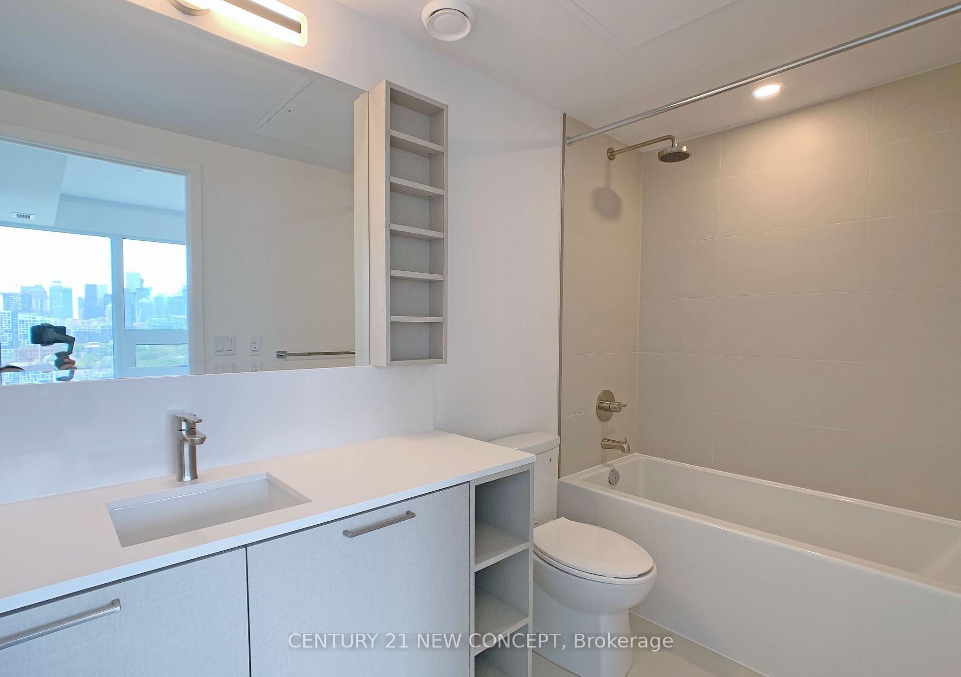 2 Bedrooms Condo at 19 Western Battery, Toronto For sale