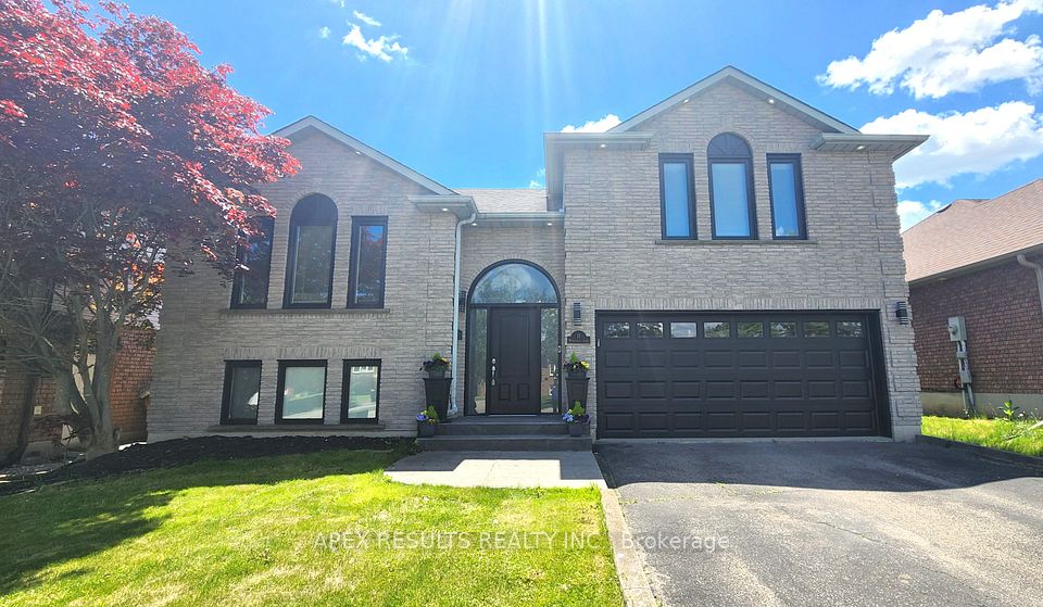 11 MAPLECREST