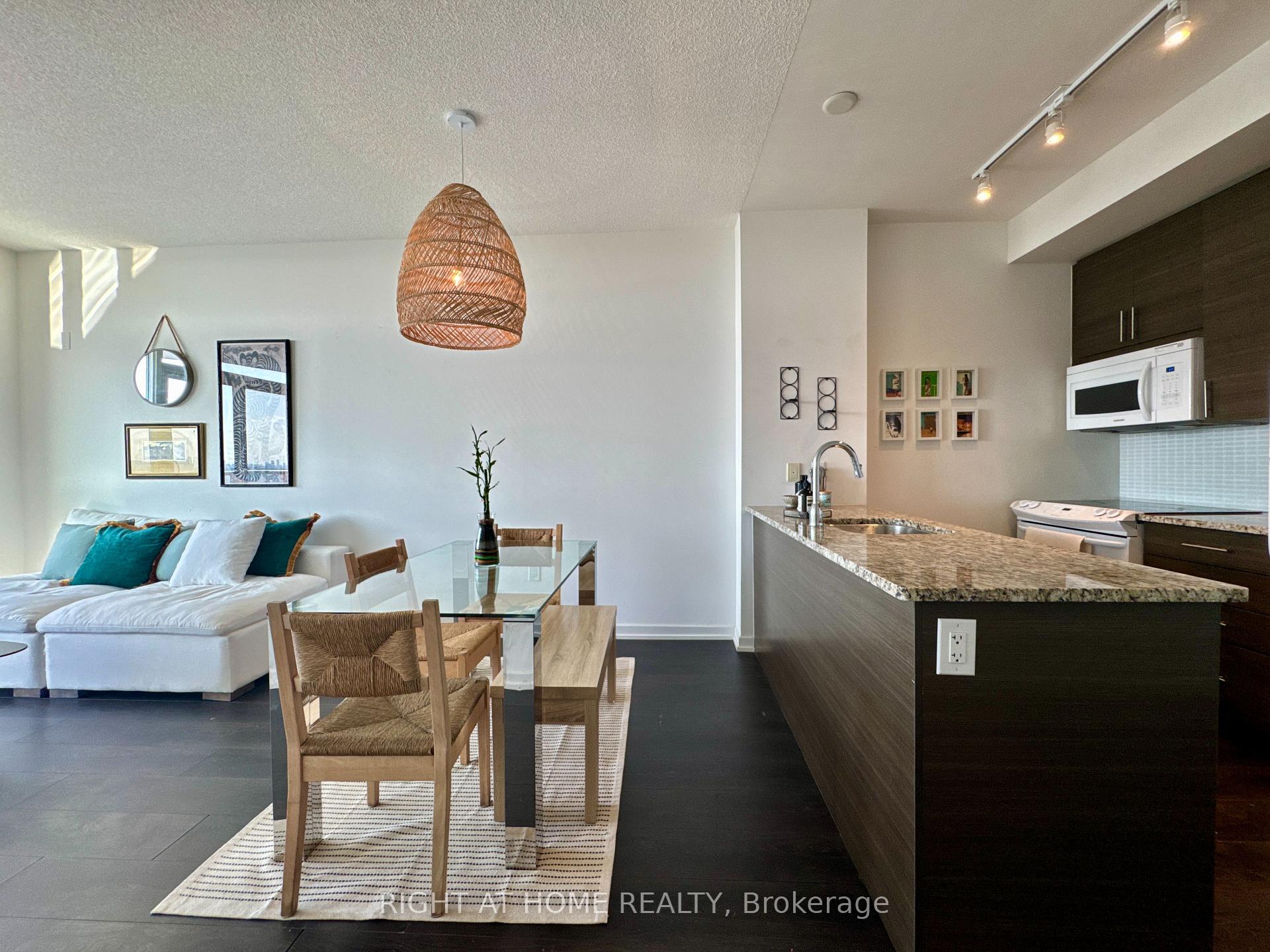 1 Bedroom Condo at 70 Forest Manor, Toronto For sale