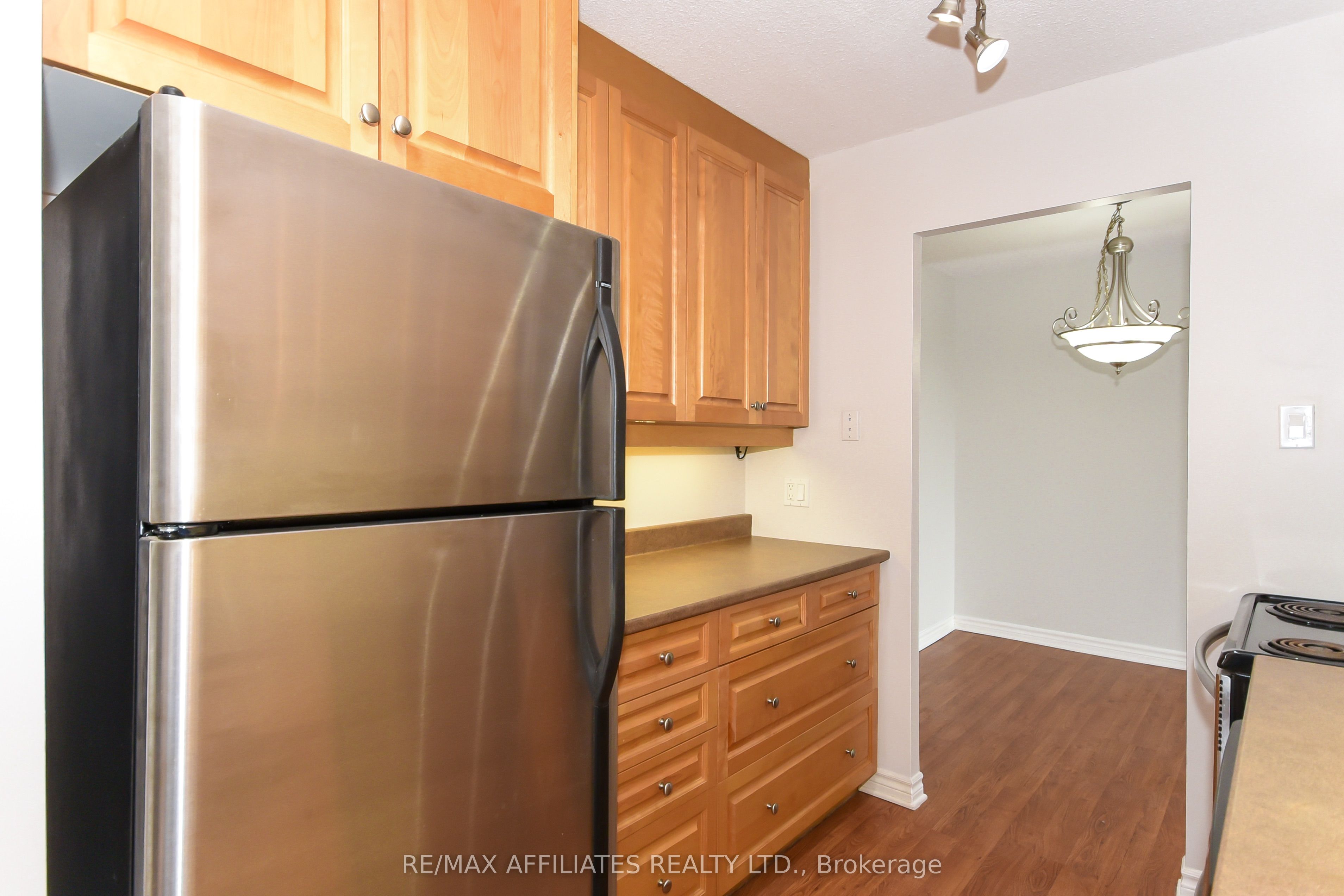 2400 Virginia Drive W, #305