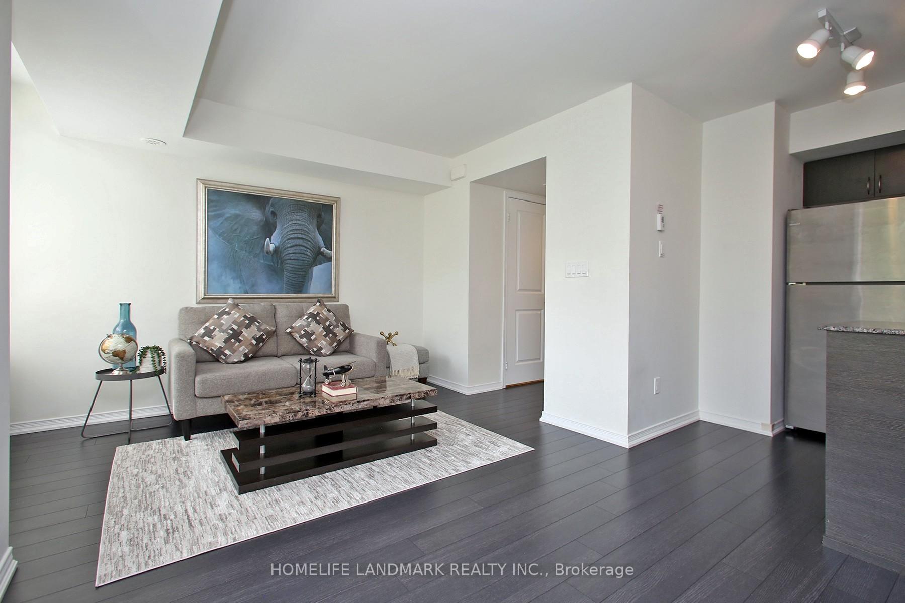 2 Bedrooms Condo at 90 Orchid, Toronto For sale