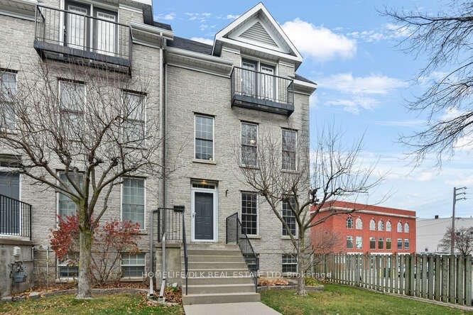 5 Sherman Lane, Brockville, ON K6V 7M1