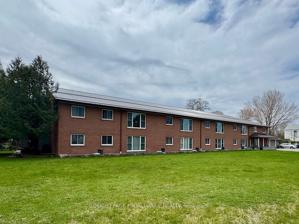 #104 - 133 Ontario Street, Cobourg, ON K9A 3B4