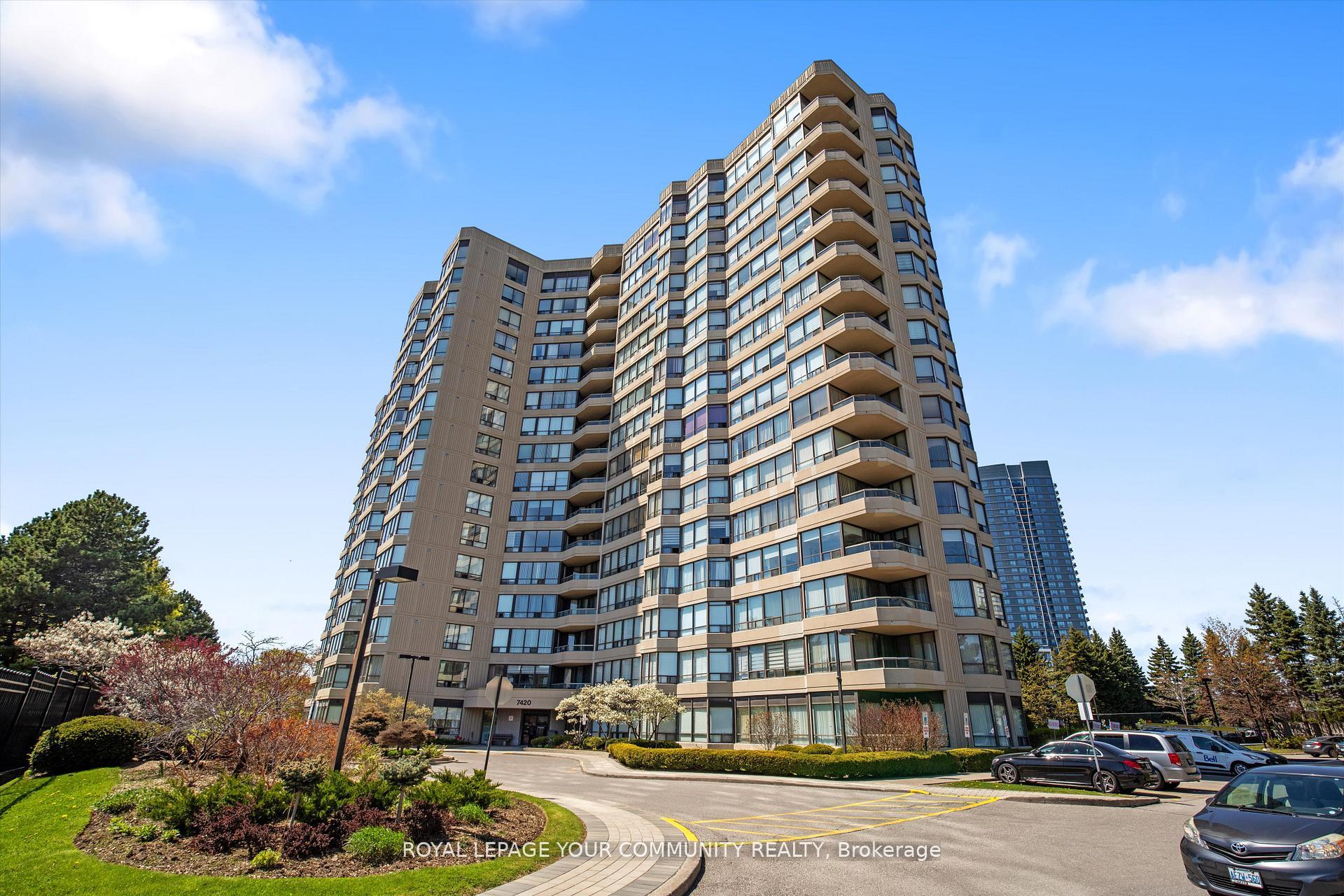 3 Bedrooms Condo at 7420 Bathurst, Vaughan For sale