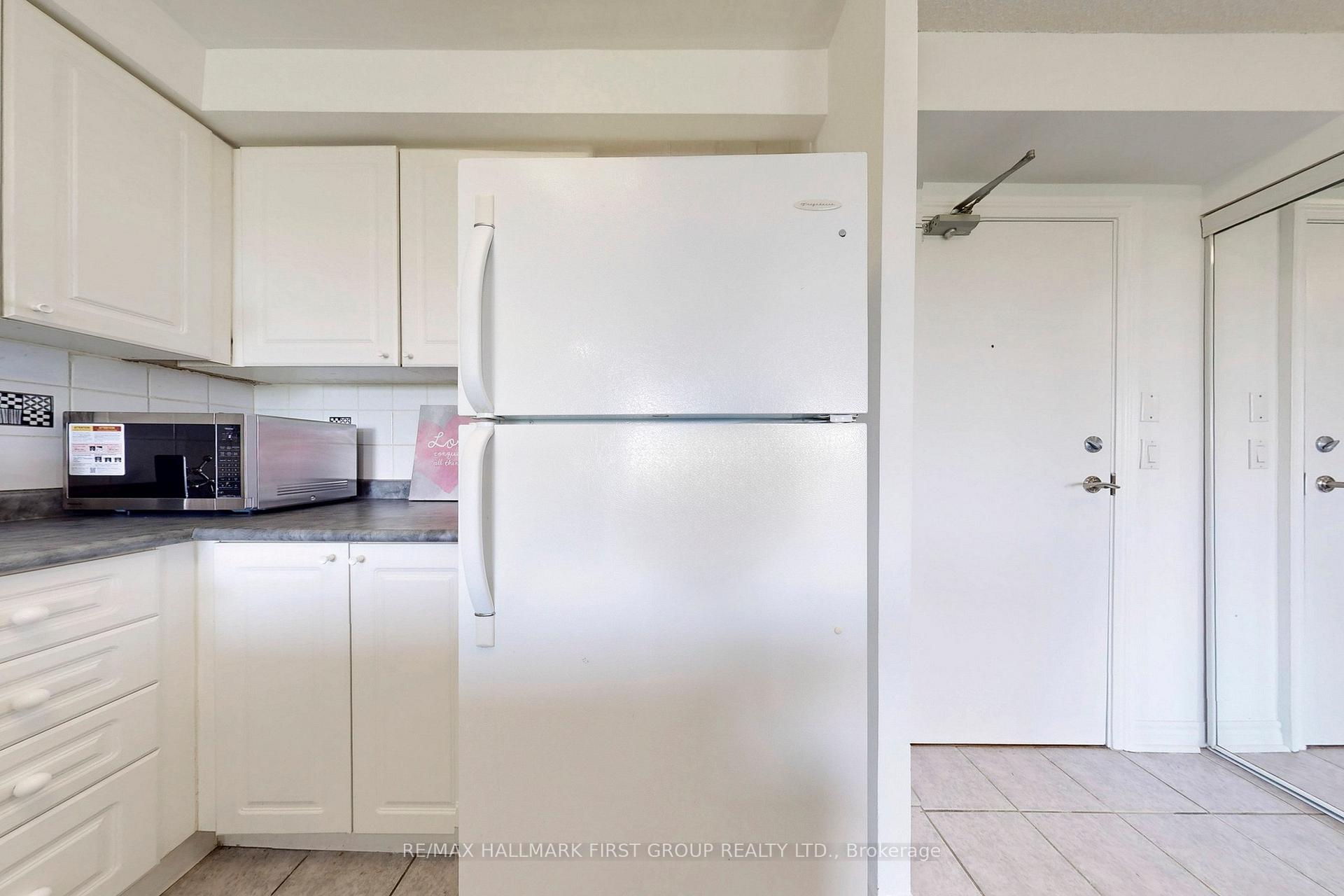 2 Bedrooms Condo at 1030 Sheppard, Toronto For sale