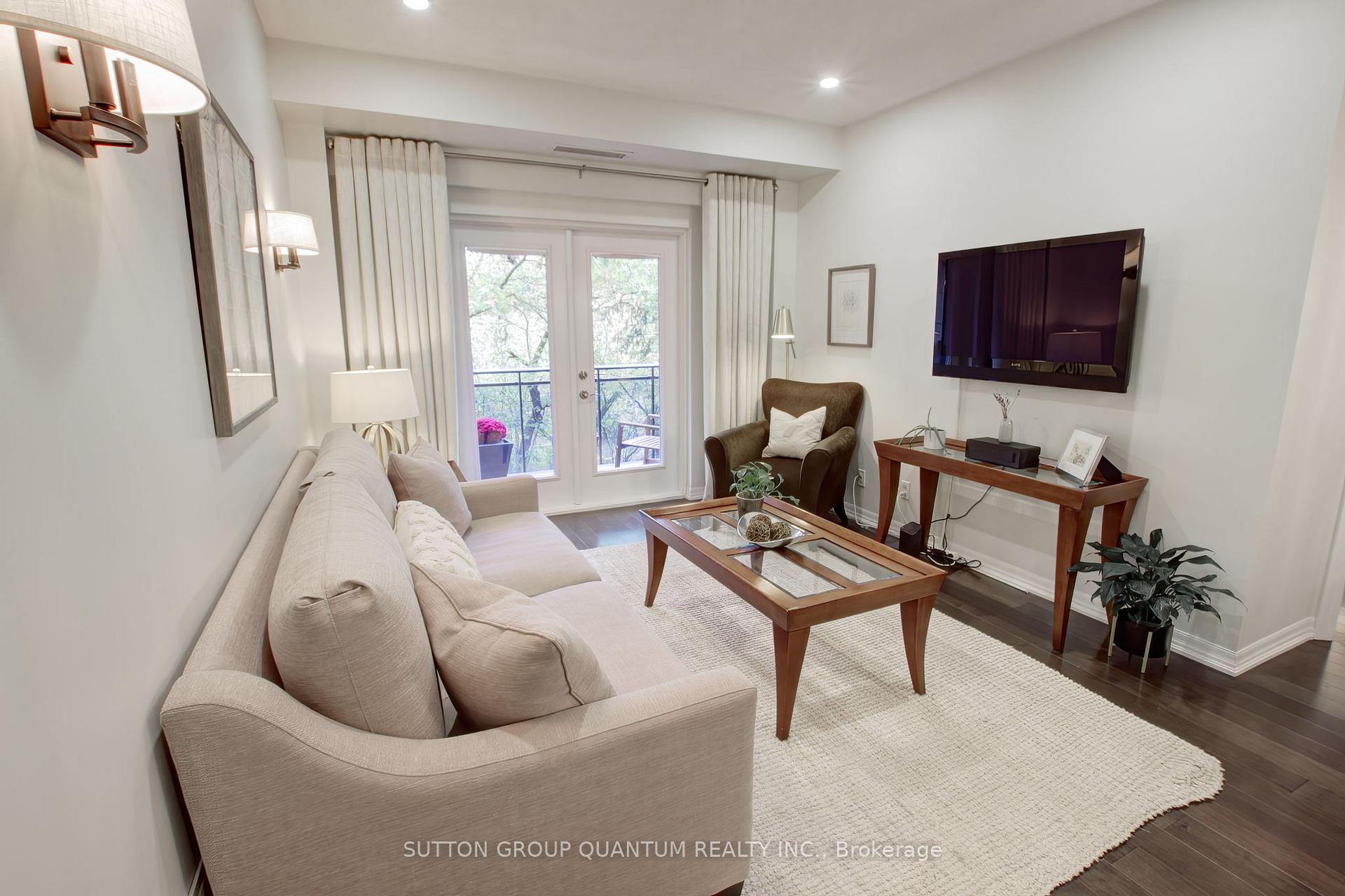 2 Bedrooms Condo at 245 Dalesford, Toronto For sale