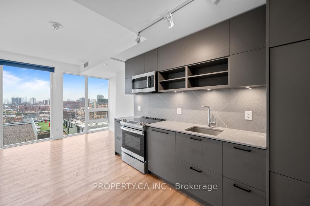 3 Bedrooms Condo at 135 East Liberty, Toronto For sale